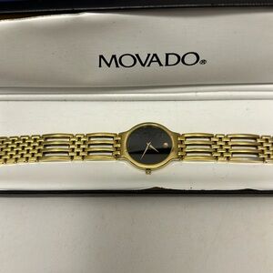 Movado Esperanza unisex watch. Yellow gold stainless steel bracelet